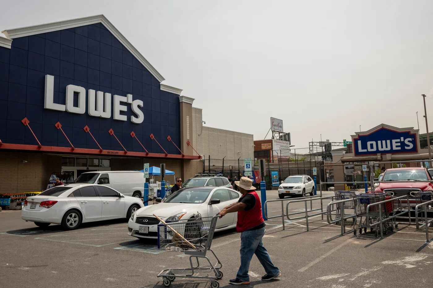 Lowes Acquisition Home Depot